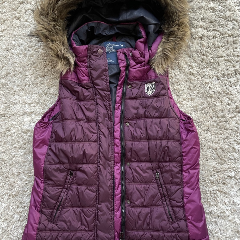 American eagle outfitters vest